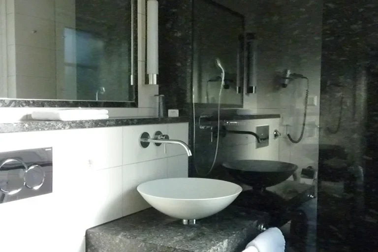 Doppelzimmer mit französischem Bett Z Bad